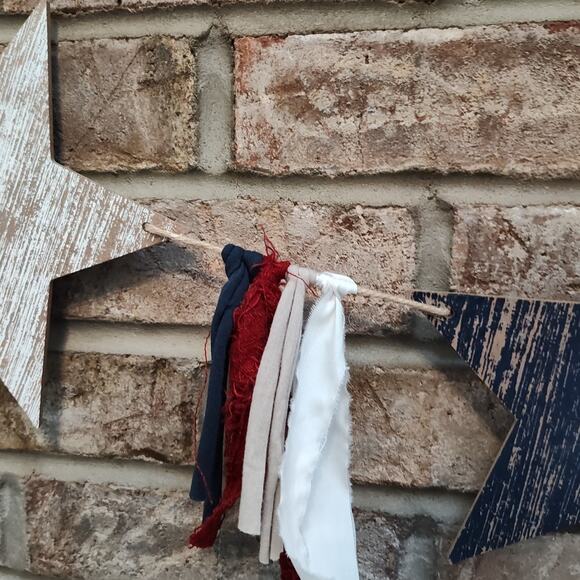 Rustic Americana Wooden Star and Rag Streamer Garland, 6' - Picture 3 of 4